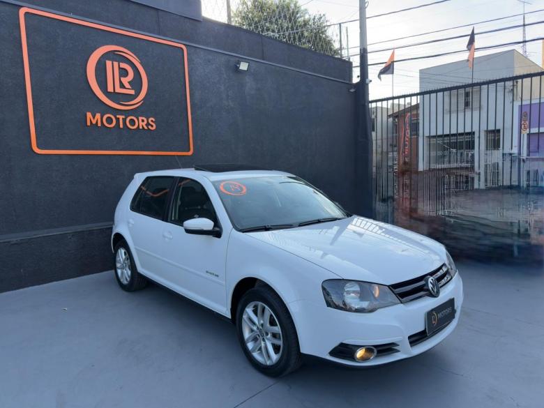 VW - VolksWagen - GOLF 1.6 SPORTLINE