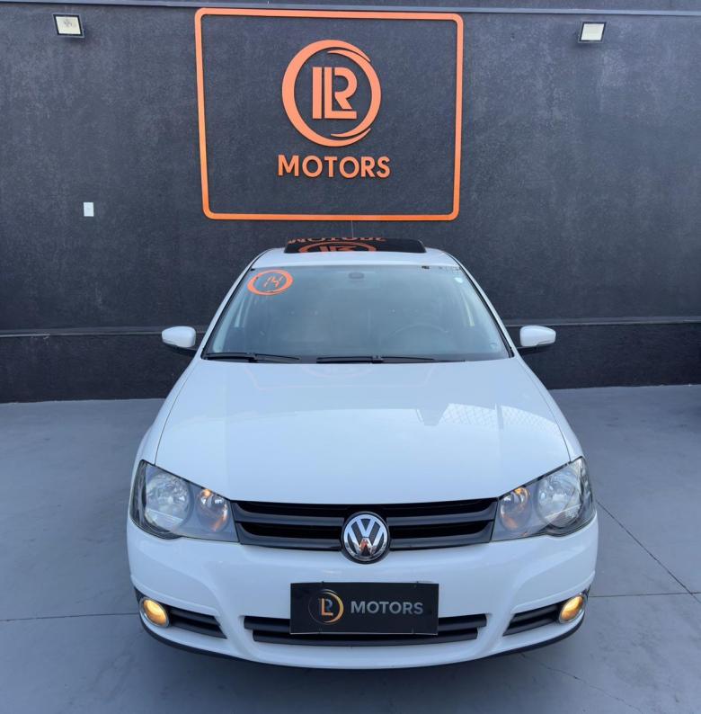 VW - VolksWagen - GOLF 1.6 SPORTLINE