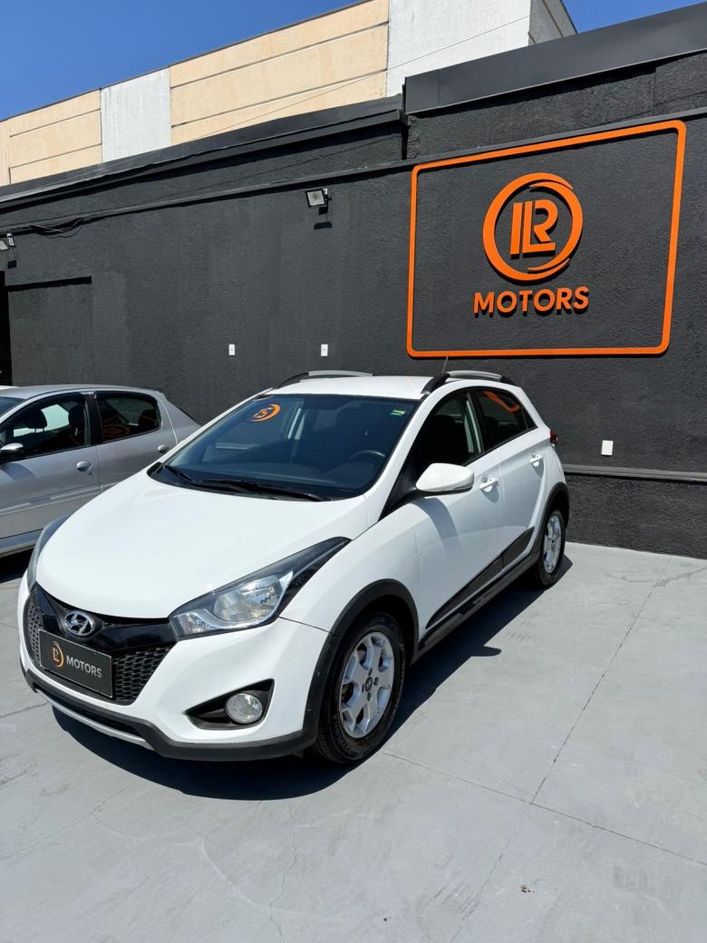 Hyundai - HB20X 1.6 STYLE 
