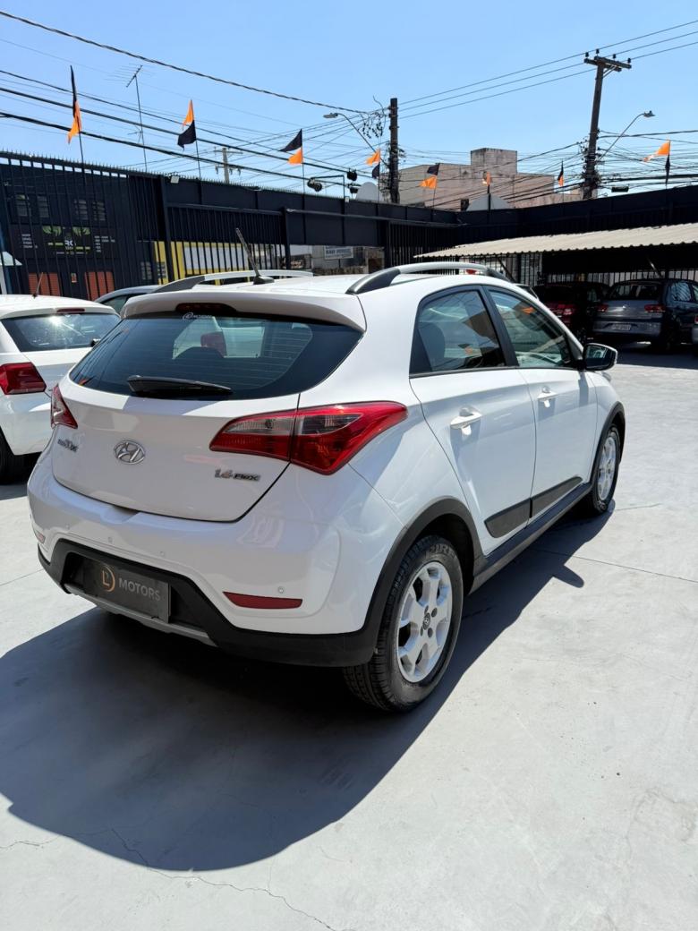 Hyundai - HB20X 1.6 STYLE 