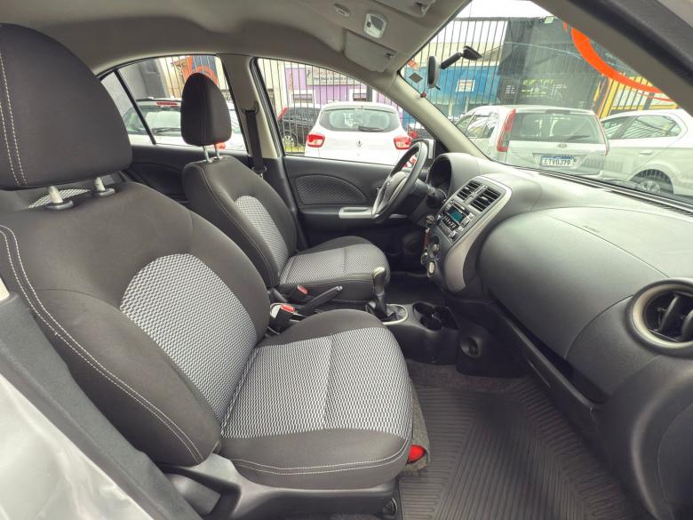 Nissan - MARCH 1.0 SV