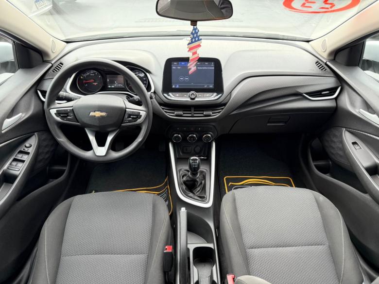 GM - Chevrolet - ONIX 1.0 LT
