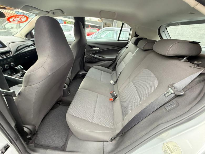 GM - Chevrolet - ONIX 1.0 LT