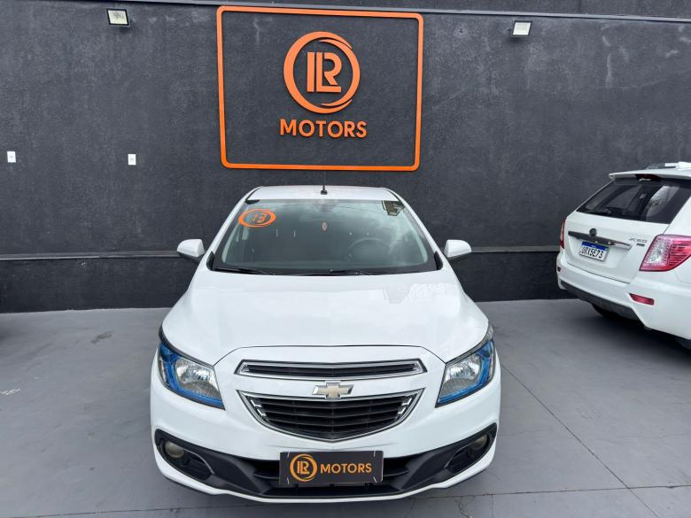 GM - Chevrolet - ONIX 1.4 LT 