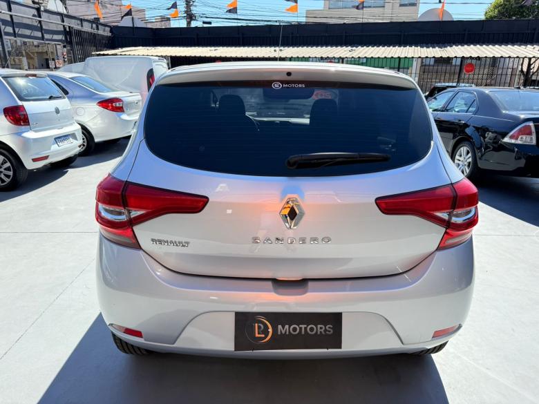 Renault - SANDERO LIFE 1.0