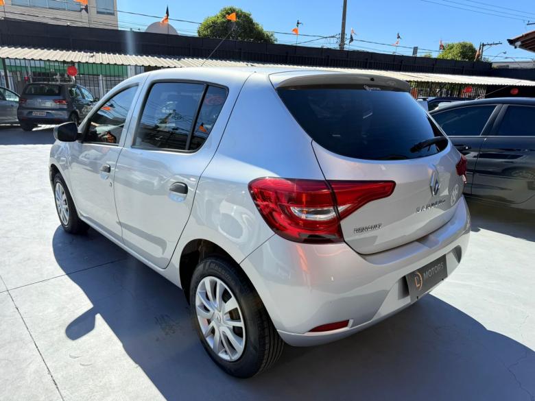Renault - SANDERO LIFE 1.0