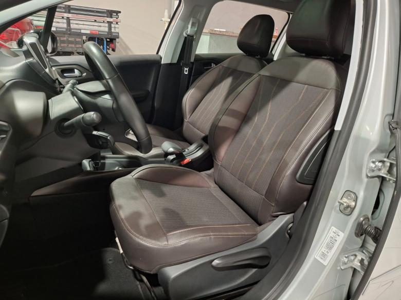 Peugeot - 2008 GRIFFE 1.6