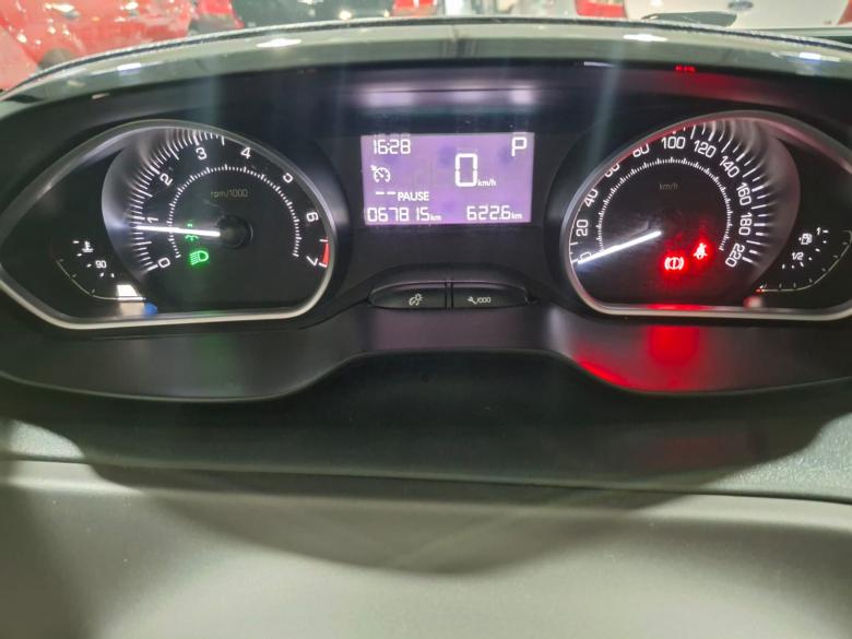 Peugeot - 2008 GRIFFE 1.6