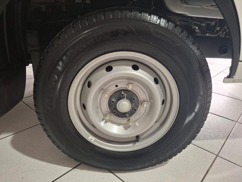Kia Motors - BONGO UK2500 HD SC 4X4