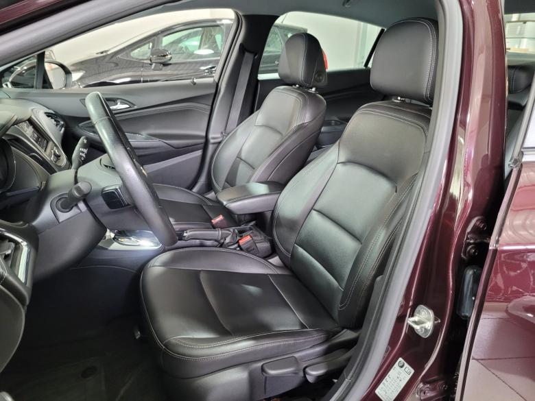 GM - Chevrolet - CRUZE SEDAN LT 1.4 TURBO