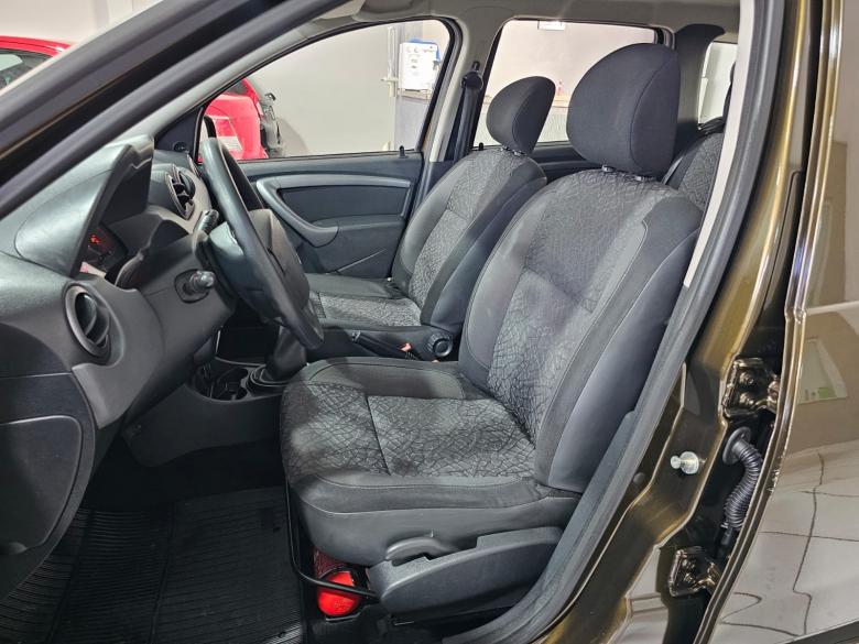 Renault - DUSTER EXPRESSION 1.6