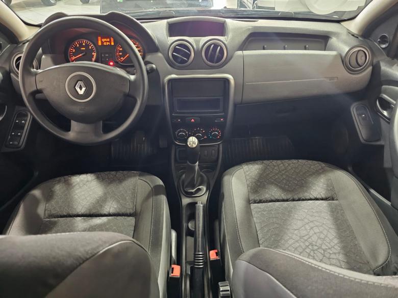 Renault - DUSTER EXPRESSION 1.6