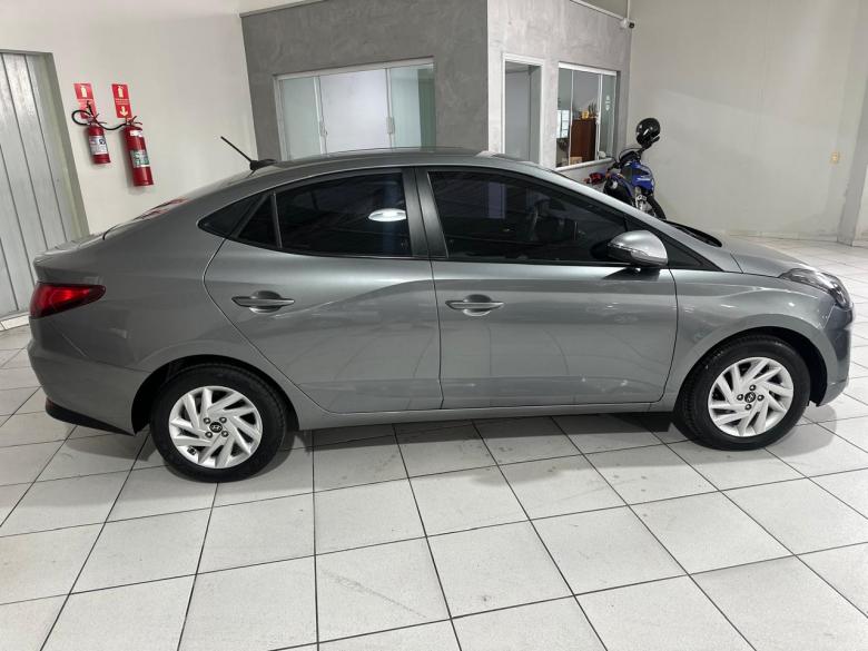 Hyundai - HB20 S 1.O EVOLUTION