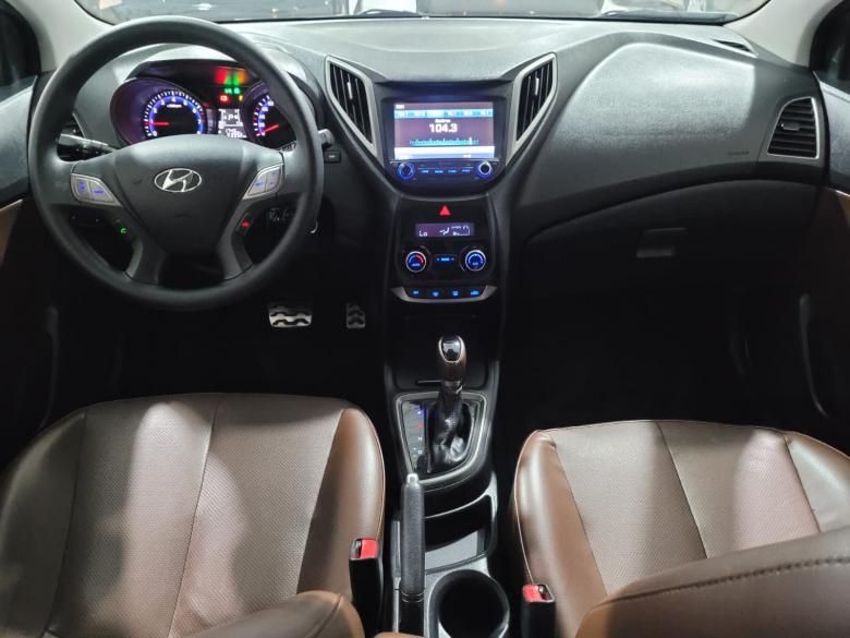 Hyundai - HB20 X PREMIUM 1.6 AT