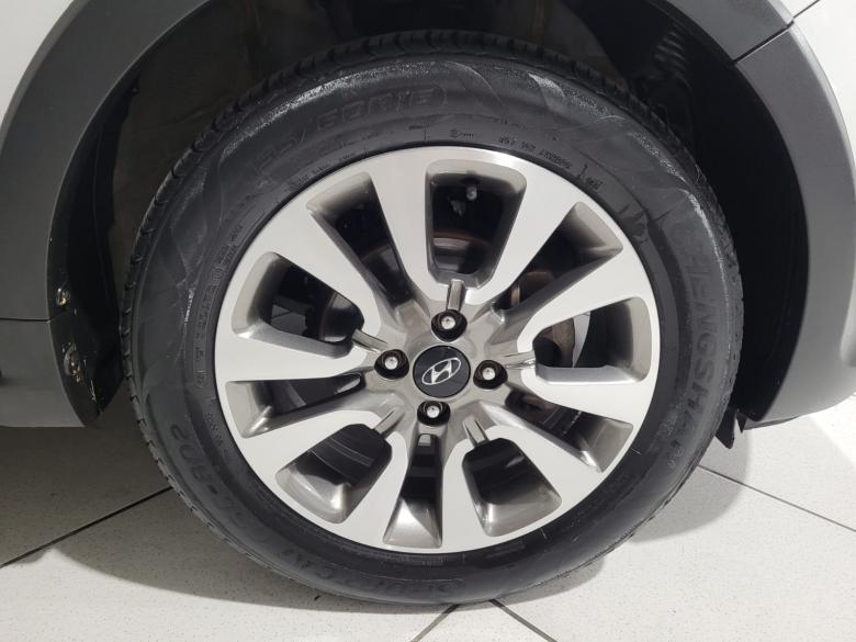 Hyundai - HB20 X PREMIUM 1.6 AT