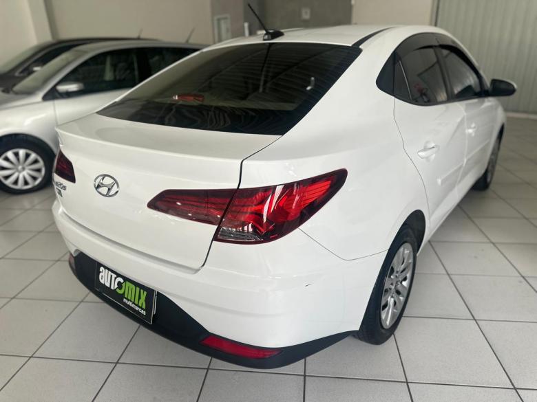 Hyundai - HB20S 1.0 12V.VISION