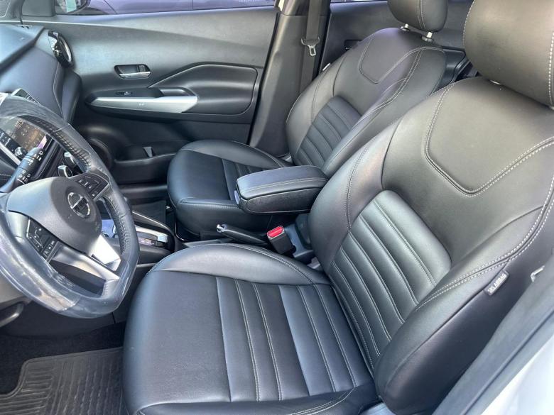 Nissan - KICKS SV 1.6