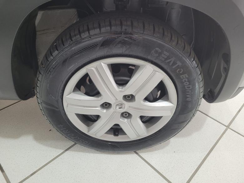 Renault - KWID ZEN 1.0 