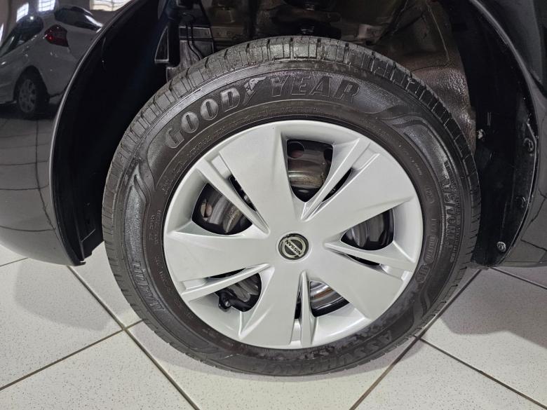 Nissan - MARCH 1.0