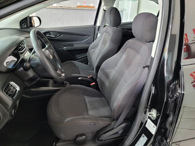 GM - Chevrolet - ONIX LT 1.4