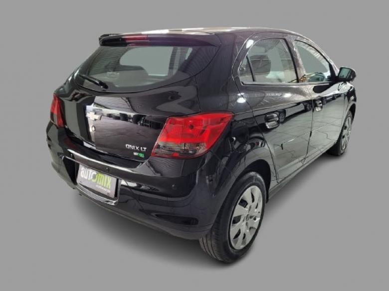 GM - Chevrolet - ONIX LT 1.4
