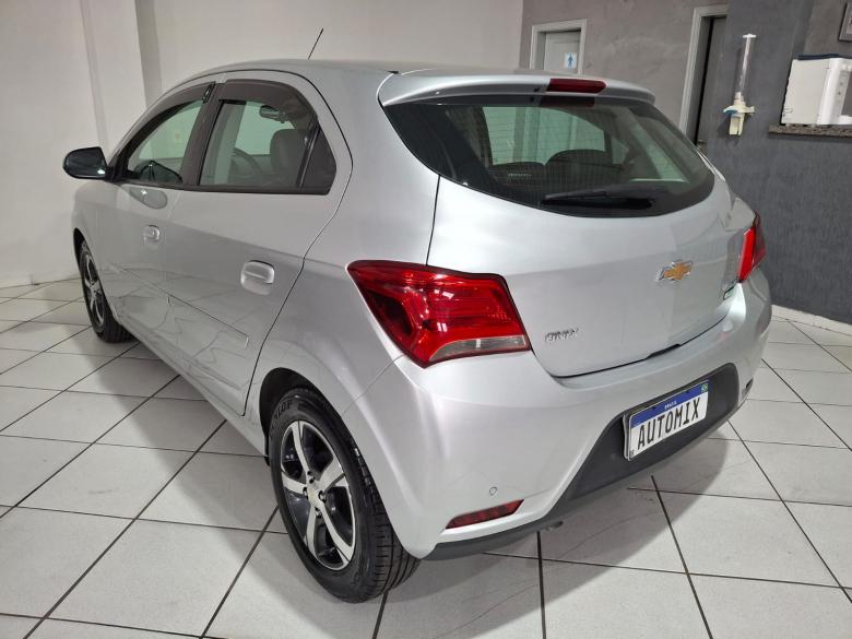 GM - Chevrolet - ONIX LTZ 1.4