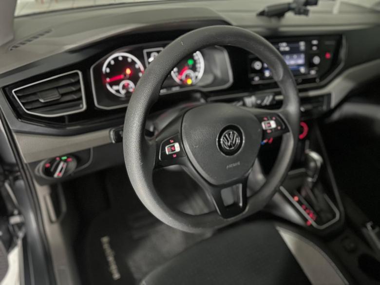 VW - VolksWagen - POLO COMFORTLINE 1.0 TSI AUT.