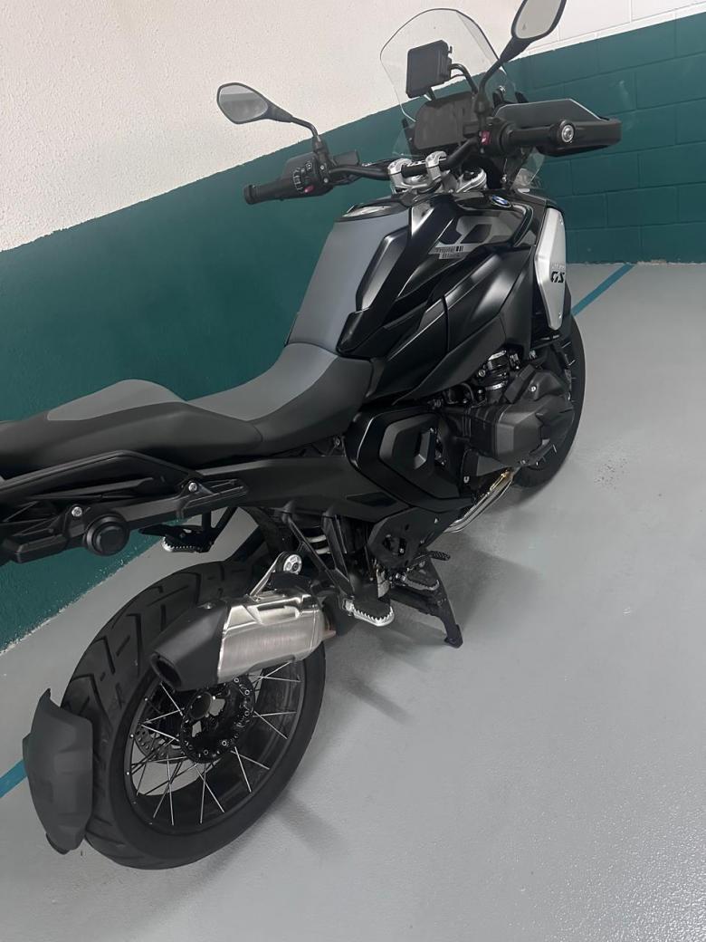 BMW - R1300 GS TRIPLE BLACK