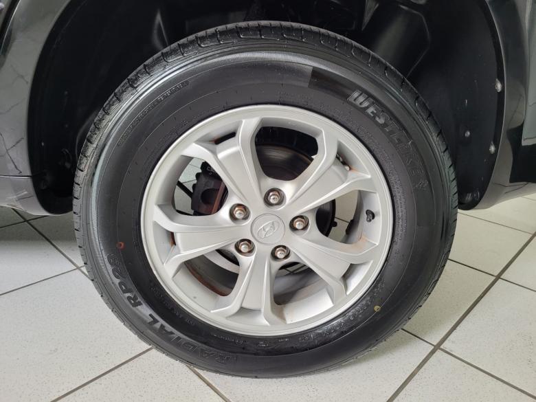 Hyundai - TUCSON GLS 2.0