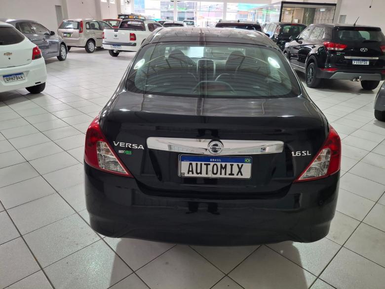 Nissan - VERSA 1.6 SL CVT AUTOMATICO