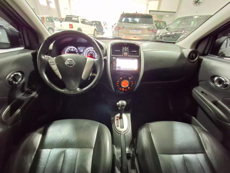 Nissan - VERSA 1.6 SL CVT AUTOMATICO