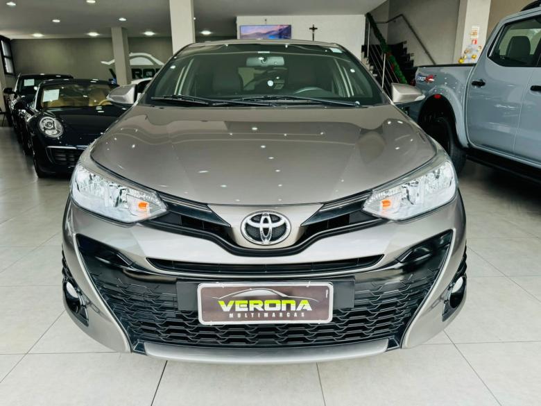 Toyota - YARIS HB XS 1.5 AT