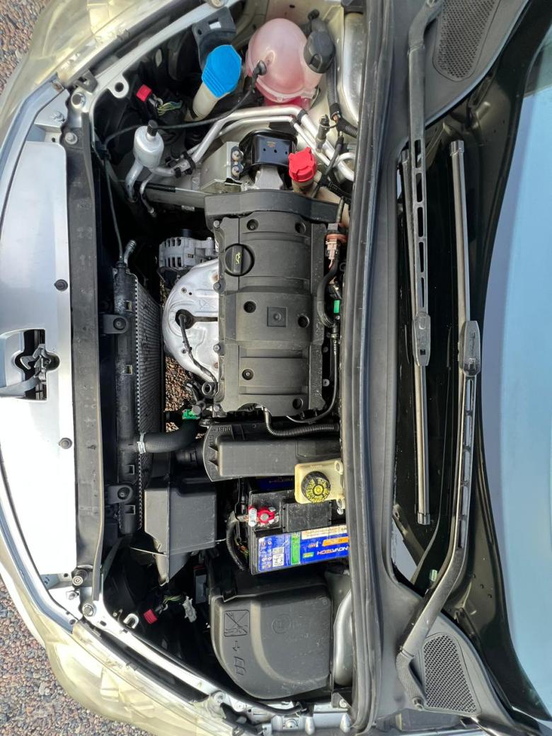 Peugeot - 307 1.6 PRESENCE PACK