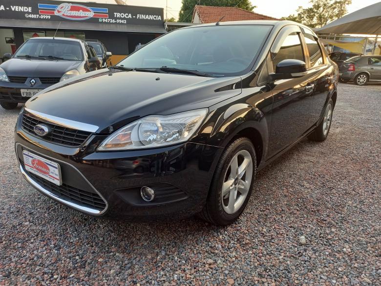 Ford - FOCUS 2.0 AUTOMÁTICO