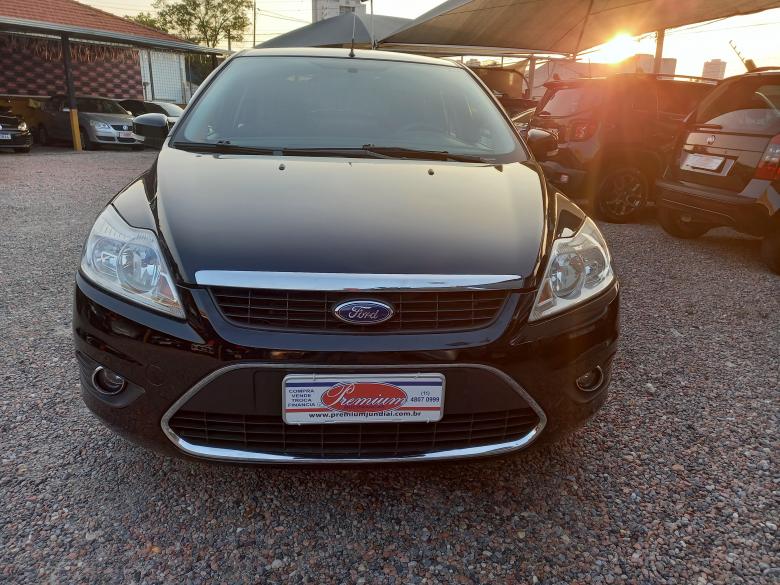 Ford - FOCUS 2.0 AUTOMÁTICO