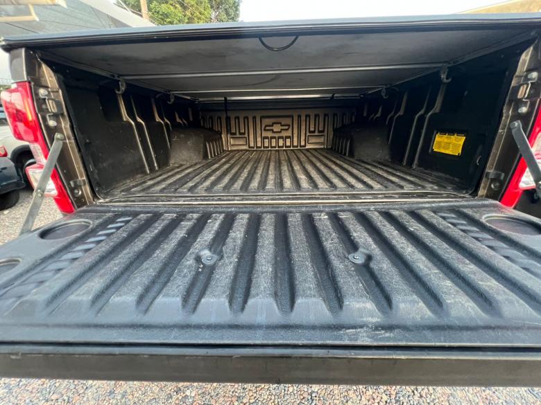 GM - CHEVROLET - S-10 CABINE DUPLA LT 2.4 FLEX