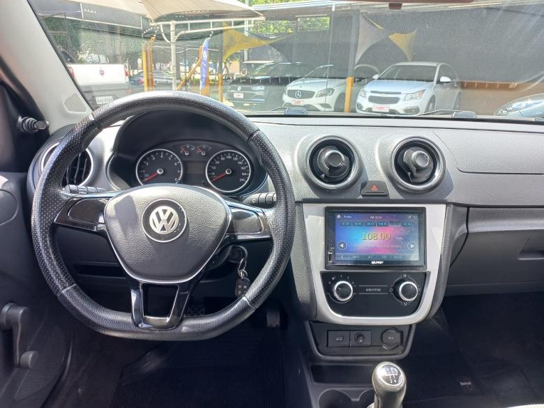 VW - VolksWagen - VOYAGE 1.0 